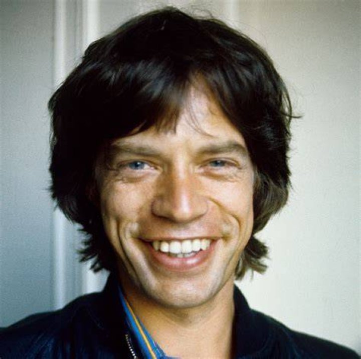 A Picture Of Mick Jagger Performing Let It Loose Instrumental