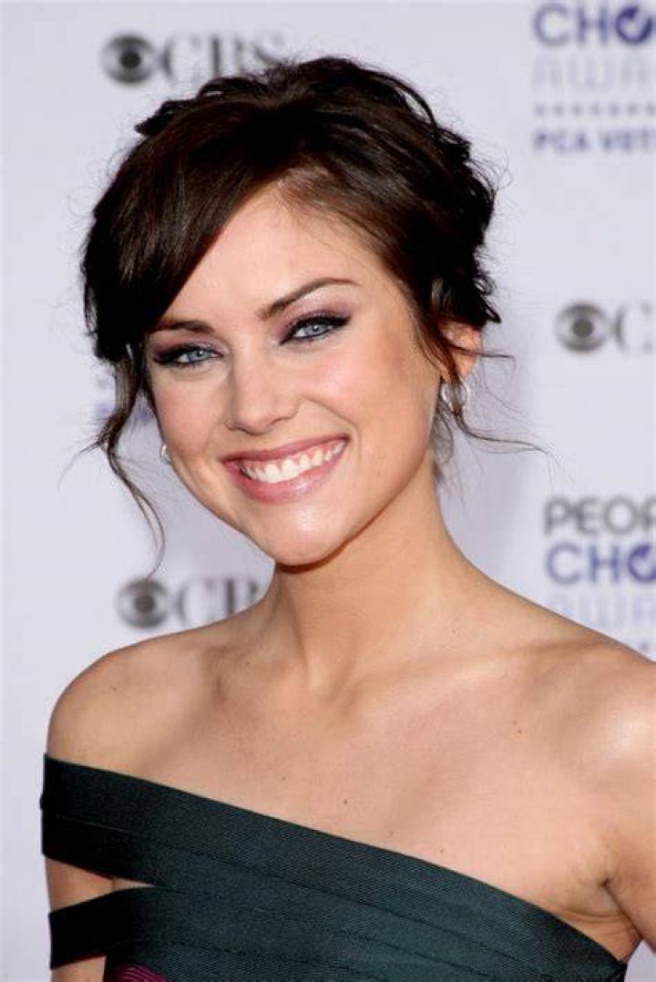 Jessica Stroup Net Worth | TheRichest