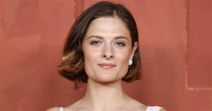 Louisa Jacobson Net Worth 2024