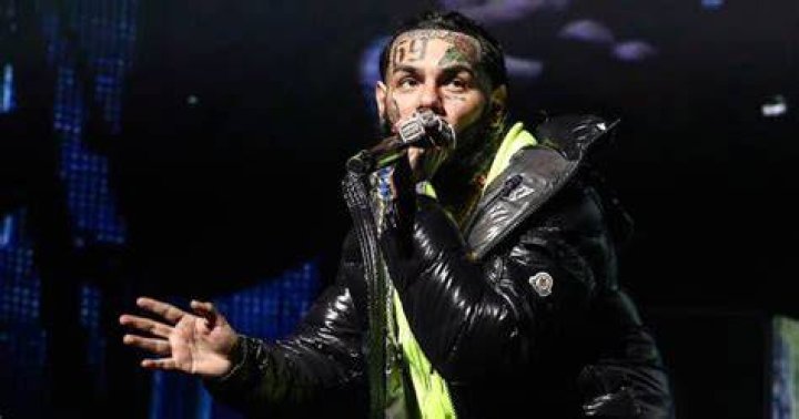 Tekashi 6ix9ine Allegedly Disappeared And Hasn’t Paid His Lawyers For Months